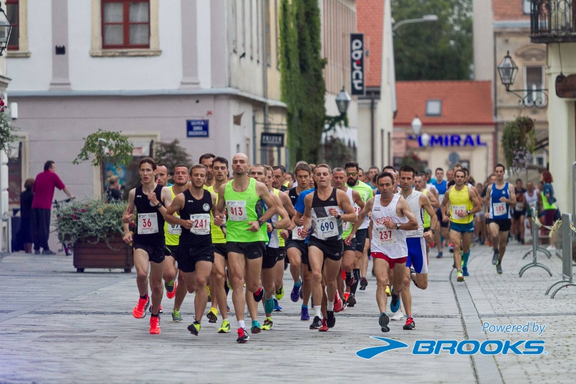 VŽ-half-2016-2.jpg