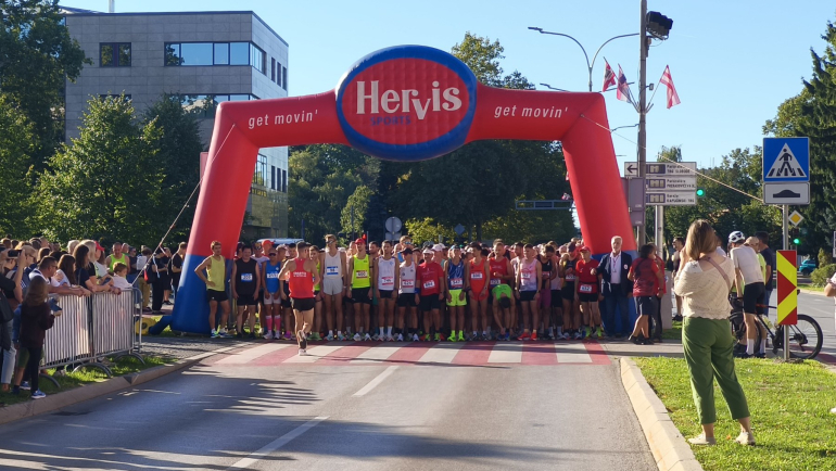 Na 31. Varaždinskom polumaratonu i popratnim utrkama 571 trkačica i trkača